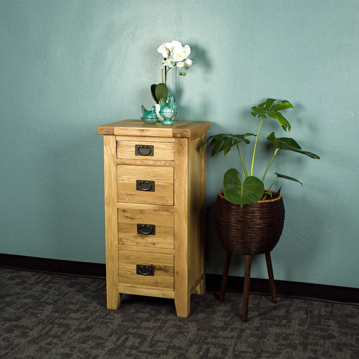 Yes Four Drawers Oak Chest