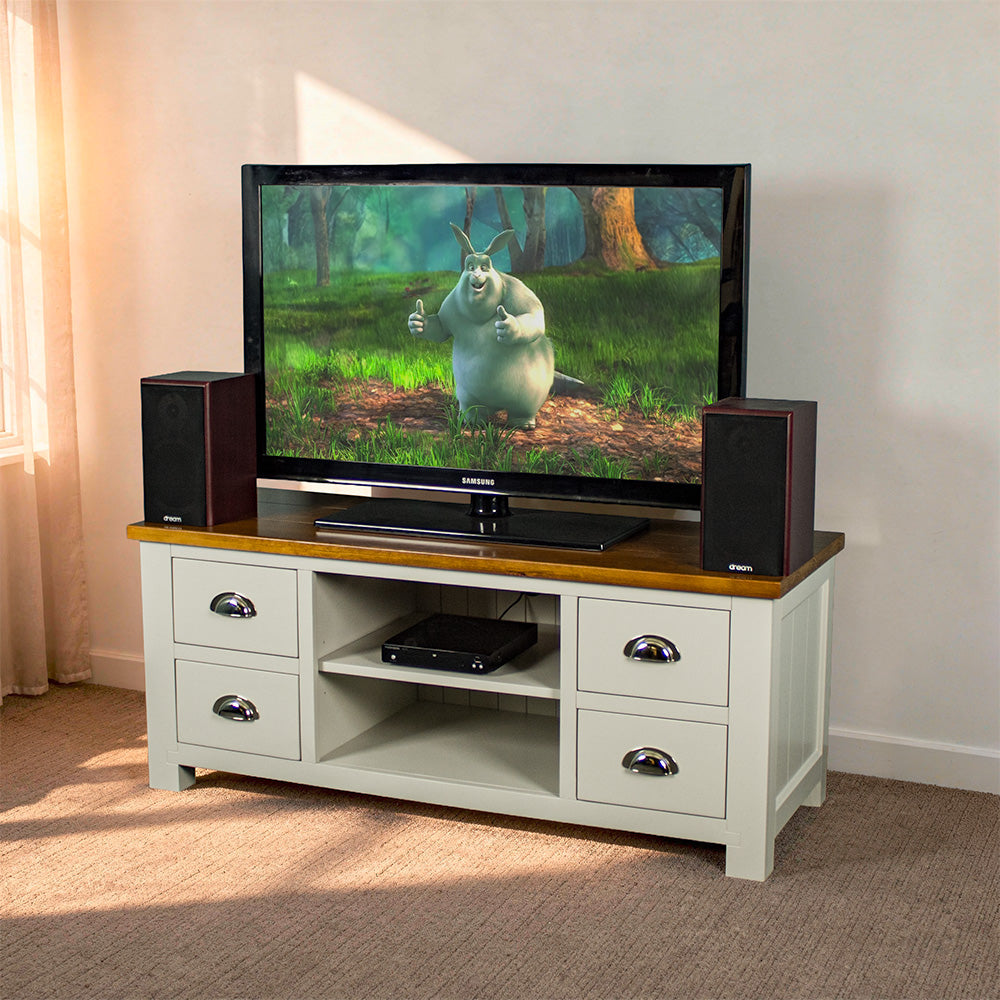 Alton Entertainment Unit