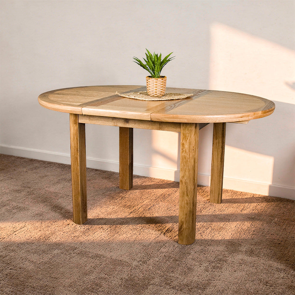 Dakota Oak 4 Seater Round Extending Dining Suite