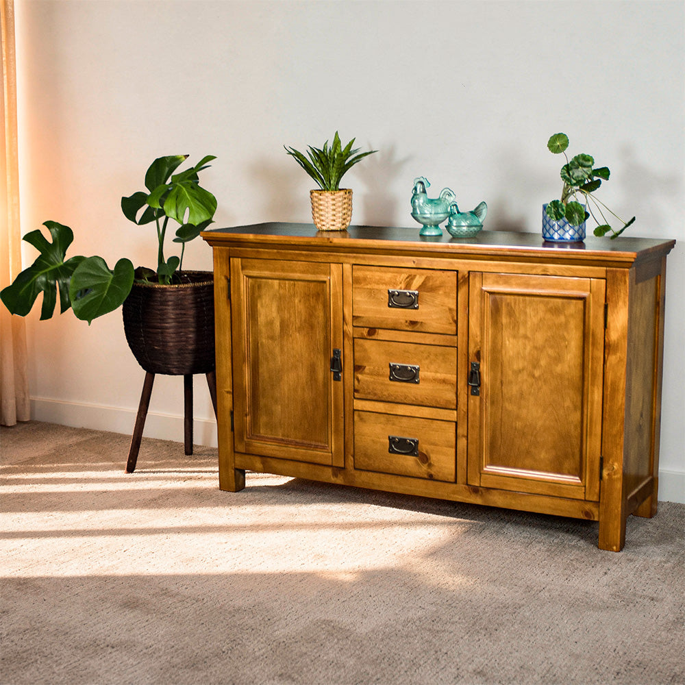 Montreal Midsize NZ Pine Buffet