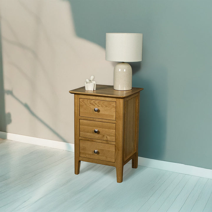 Victoria Oak Bedside Cabinet (L)