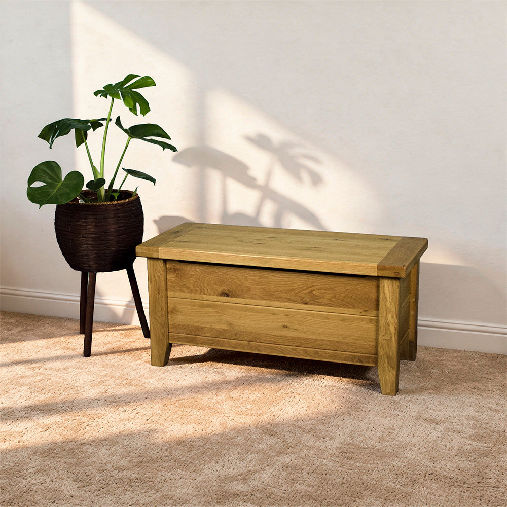 Vienna Oak Blanket Box