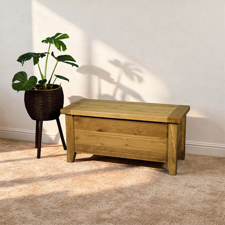 Vienna Oak Blanket Box