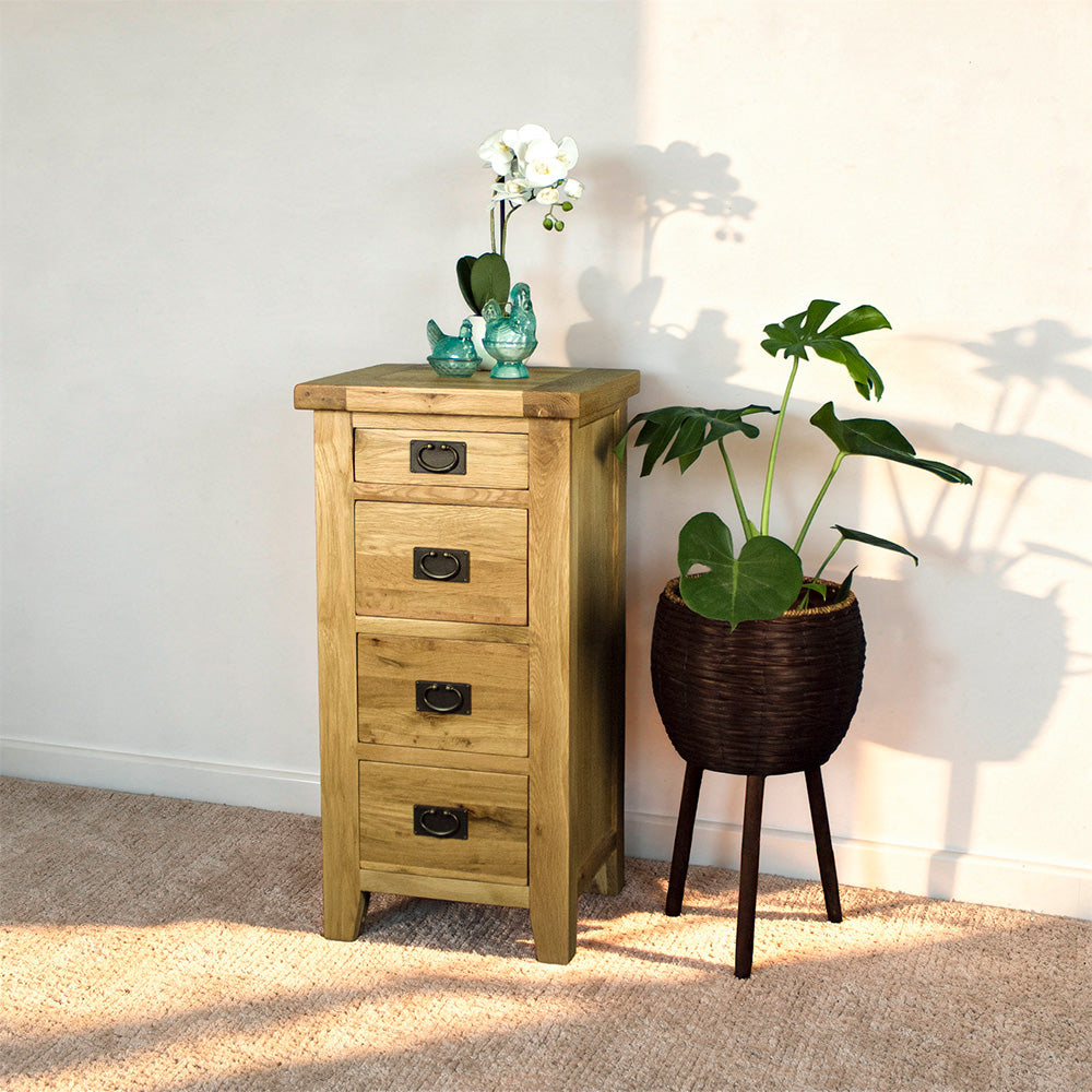 Yes Four Drawers Oak Chest