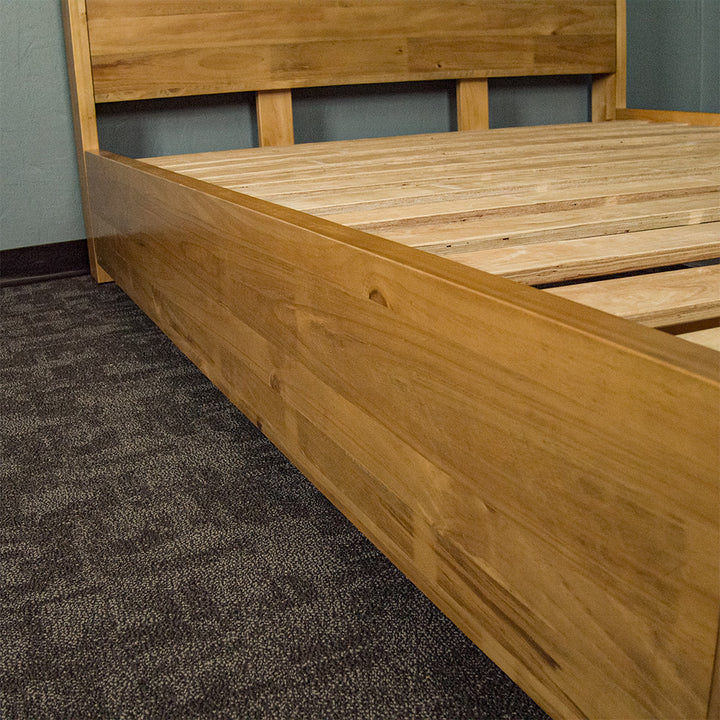 Kimberly NZ Pine Queen Bed Frame