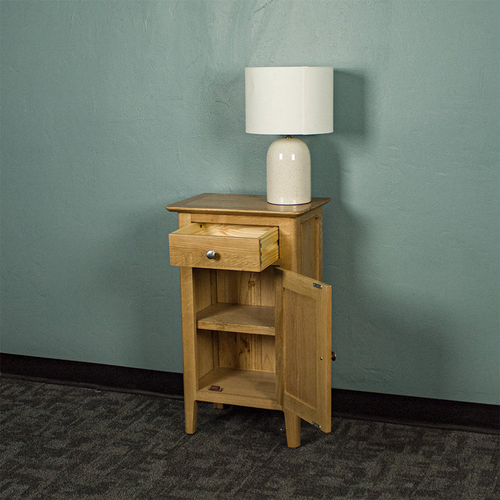 Victoria Small Oak Cupboard