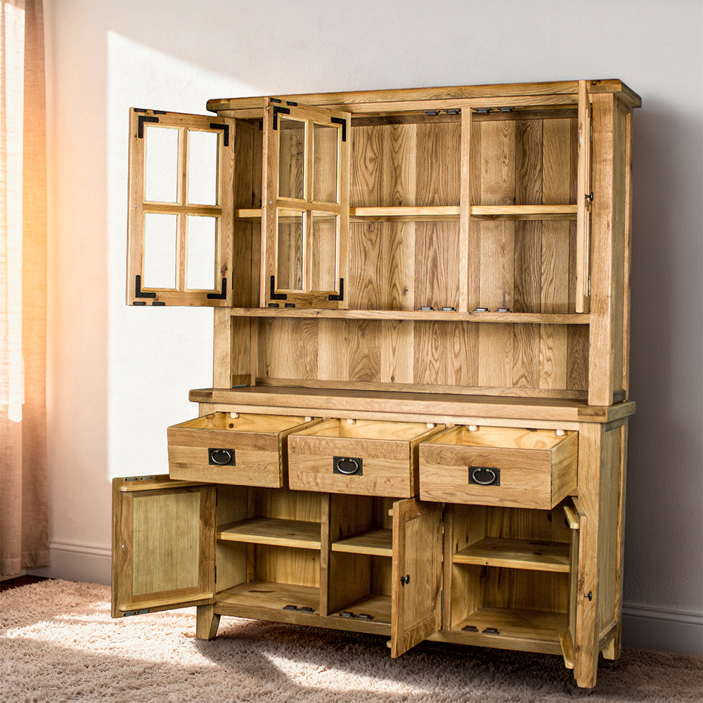 Yes Large Oak Buffet and Hutch