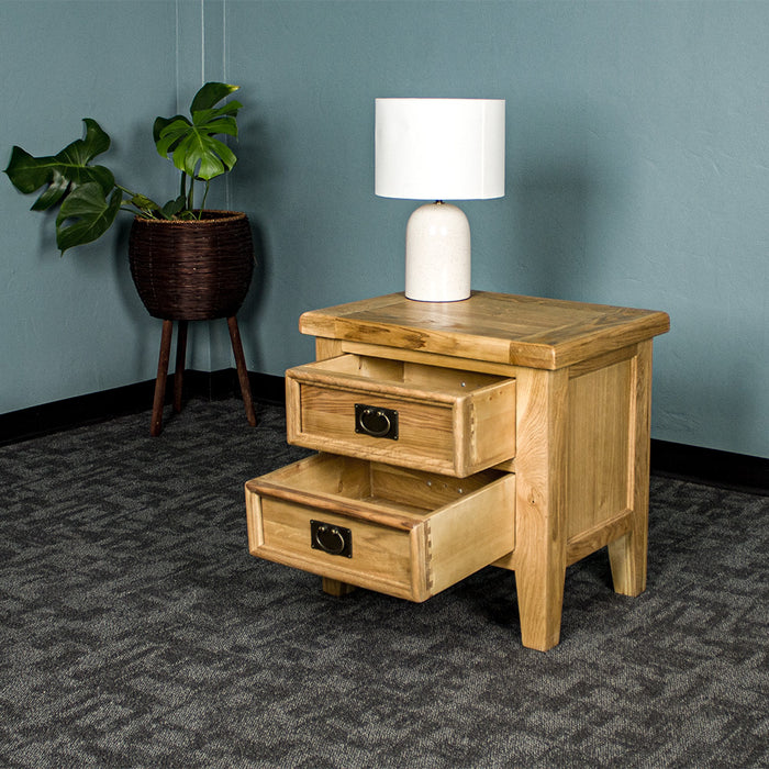 Yes Oak Lamp Table