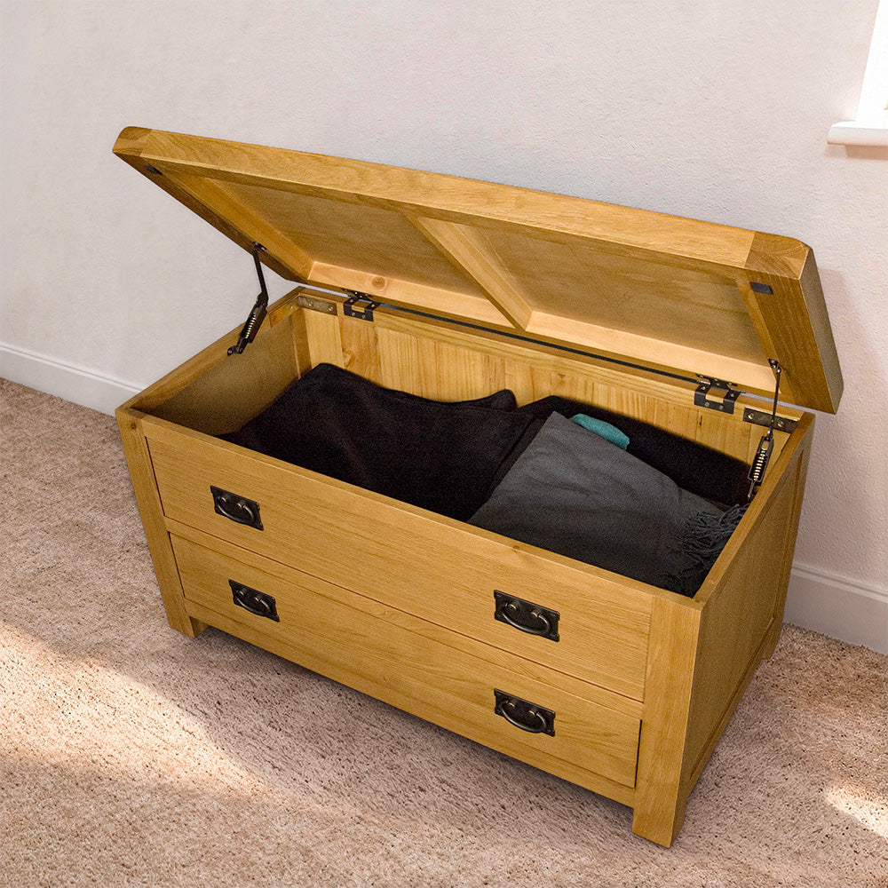 Queensland Oak Blanket Box