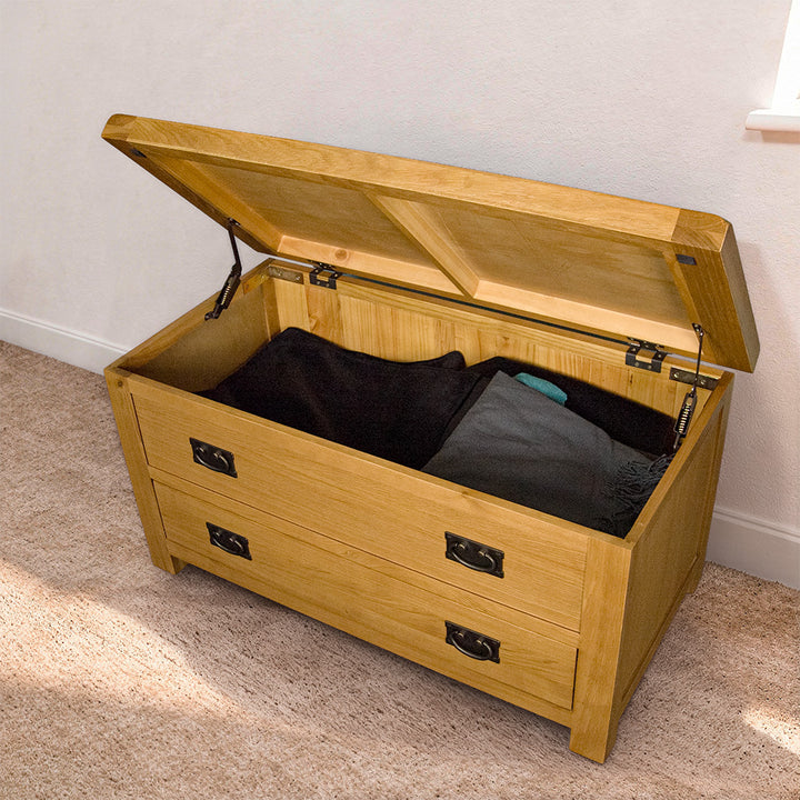 Queensland Oak Blanket Box