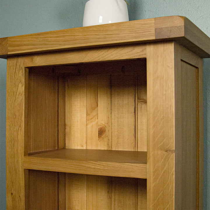 Queensland Narrow Bookcase