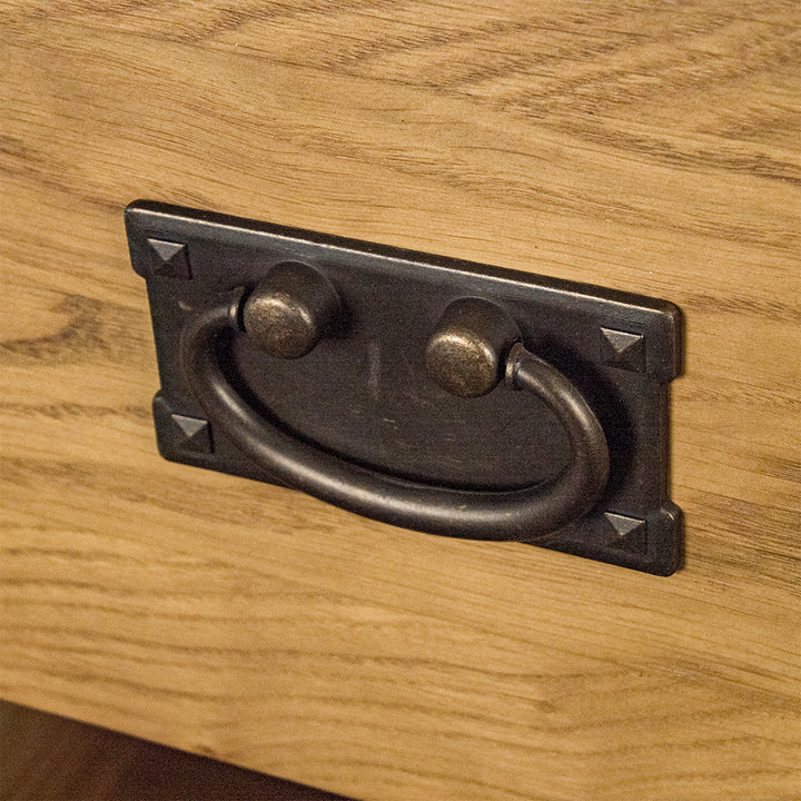 Queensland Narrow Chest