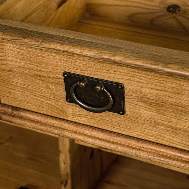 Yes Large Oak Buffet and Hutch