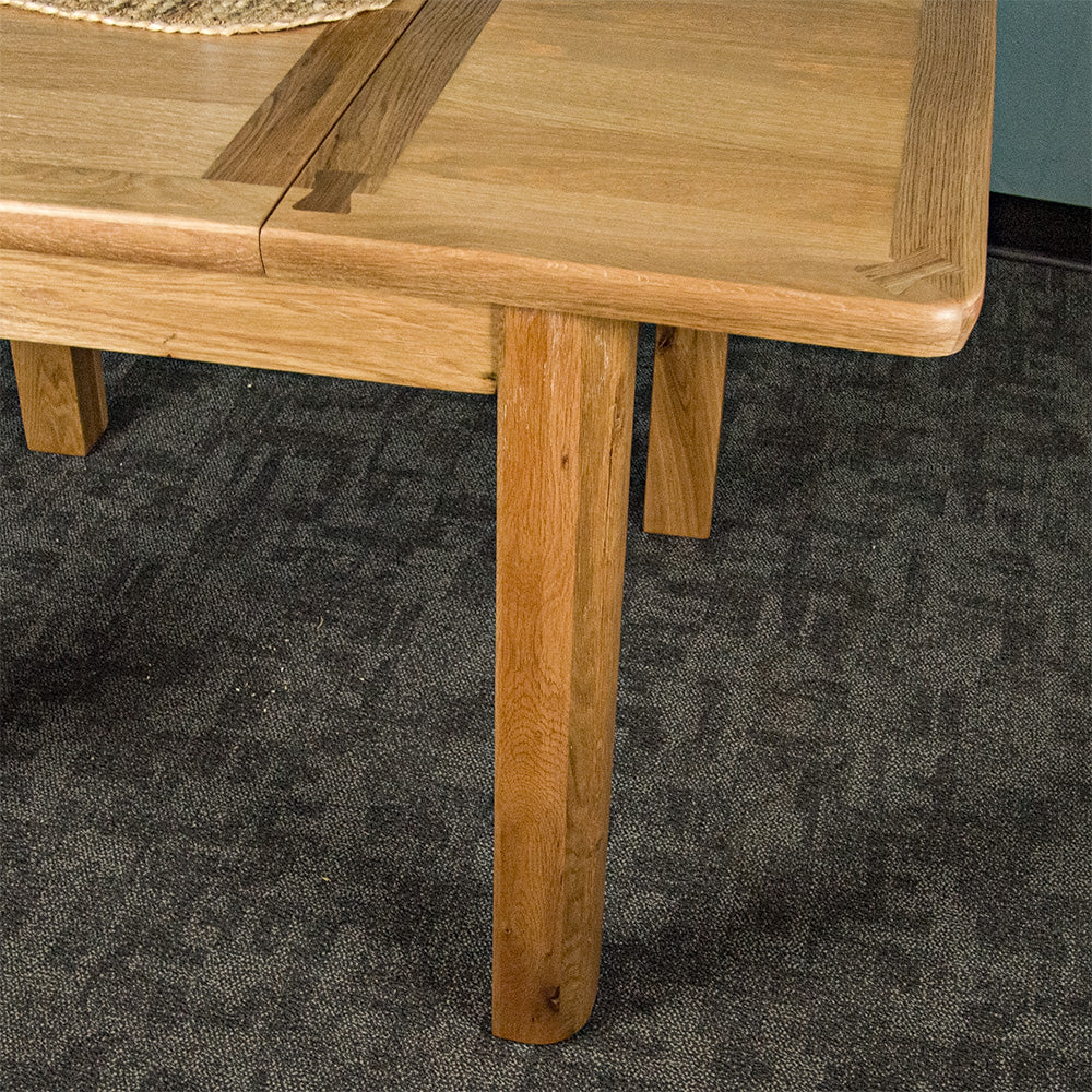 Dakota 4 Seater Square Oak Extending Dining Suite