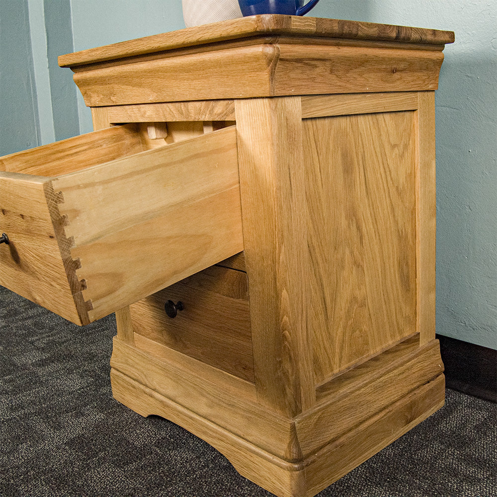 Oakland 2 Drawer Bedside Table