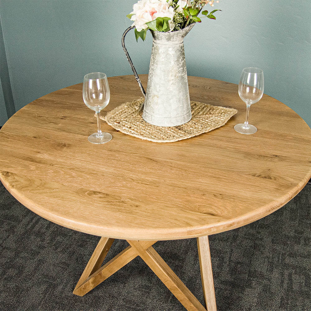 Pythagoras Compact Round Oak Dining Table