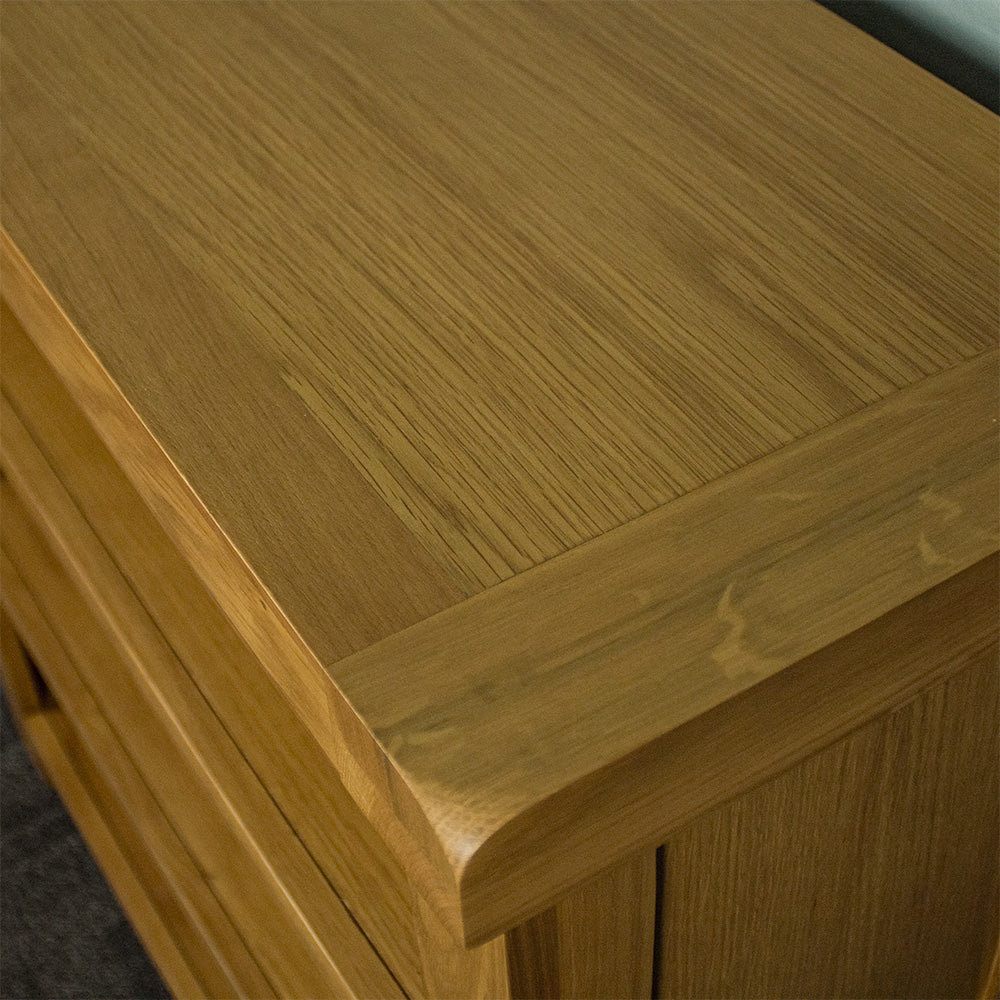 Queensland Bookcase