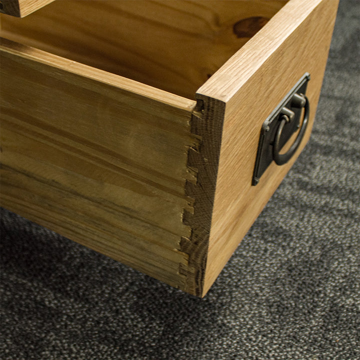 Vienna 2 Drawer Oak Entertainment Unit