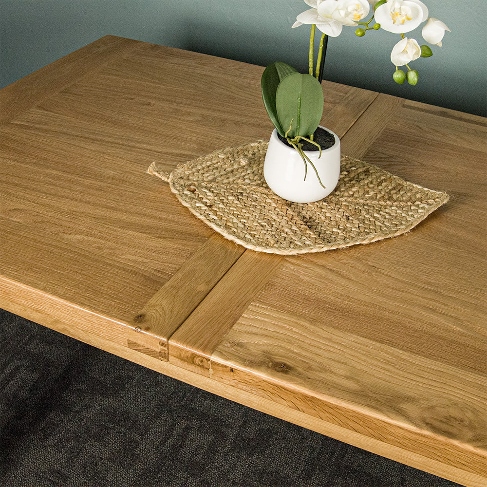 Vienna Butterfly Extending Oak Dining Table (1.4m - 1.8m)