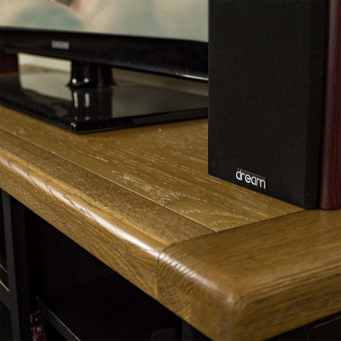 A close up of the top of the Cascais 2 Door Medium Entertainment Unit, showing the wood grain and colour.