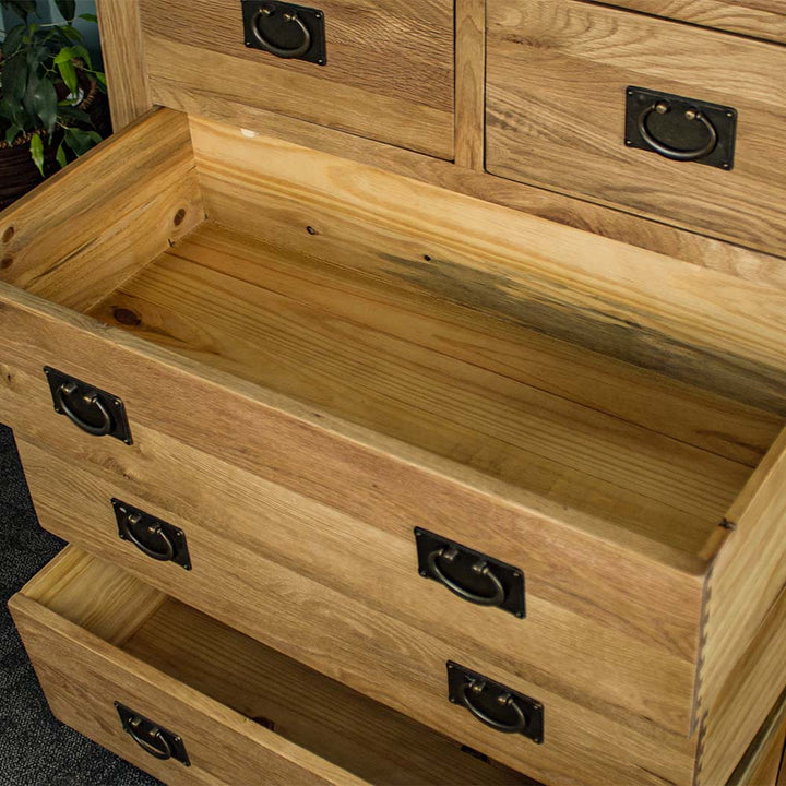 Traditional 4 Piece King Bedroom Suite