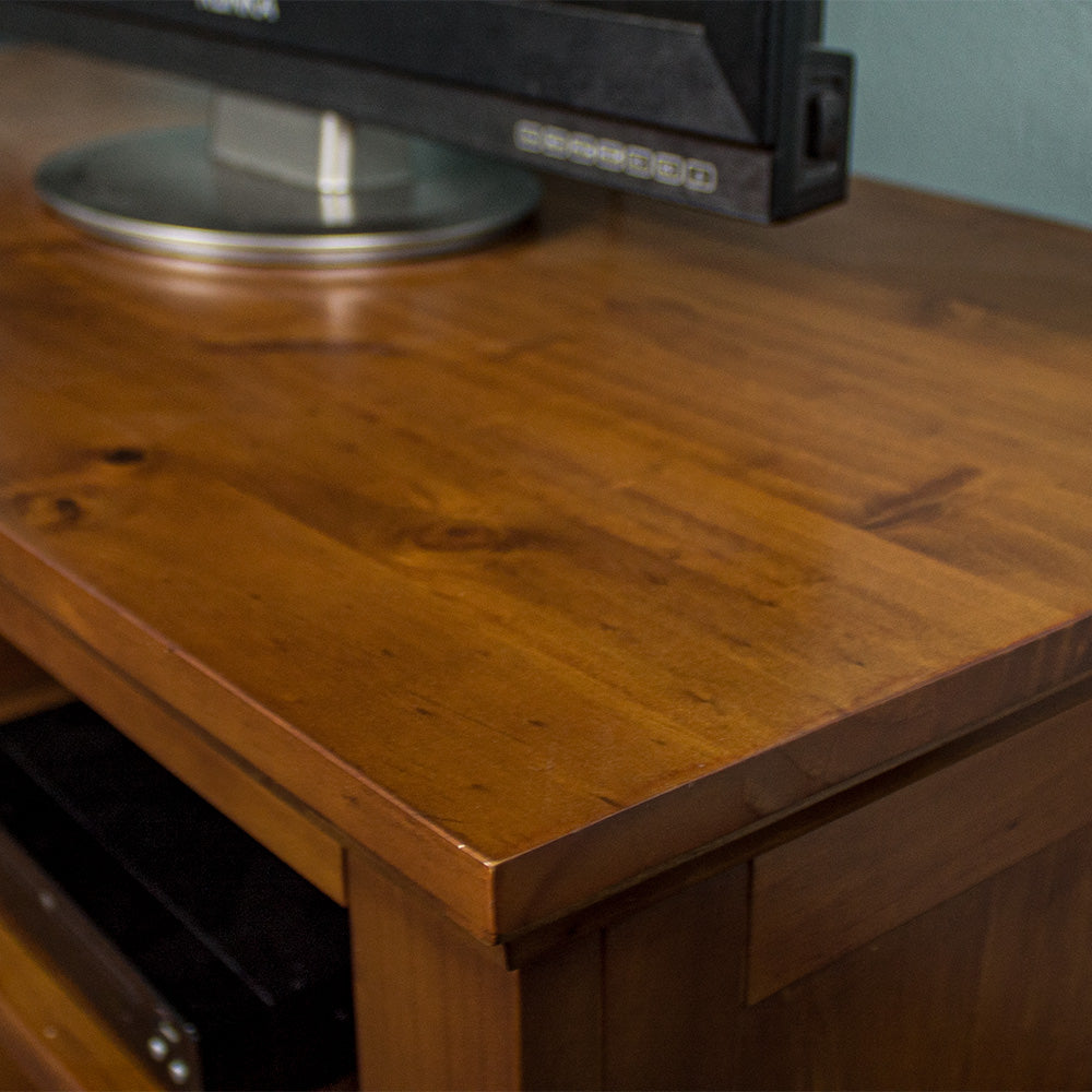 A close up of the top of the Montreal Small Entertainment Unit, showing the wood grain and colour.