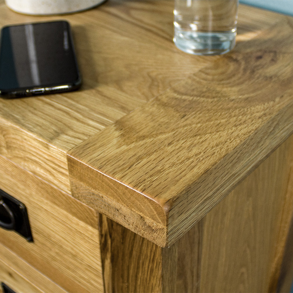 Yes 4 Piece Oak Bedroom Suite