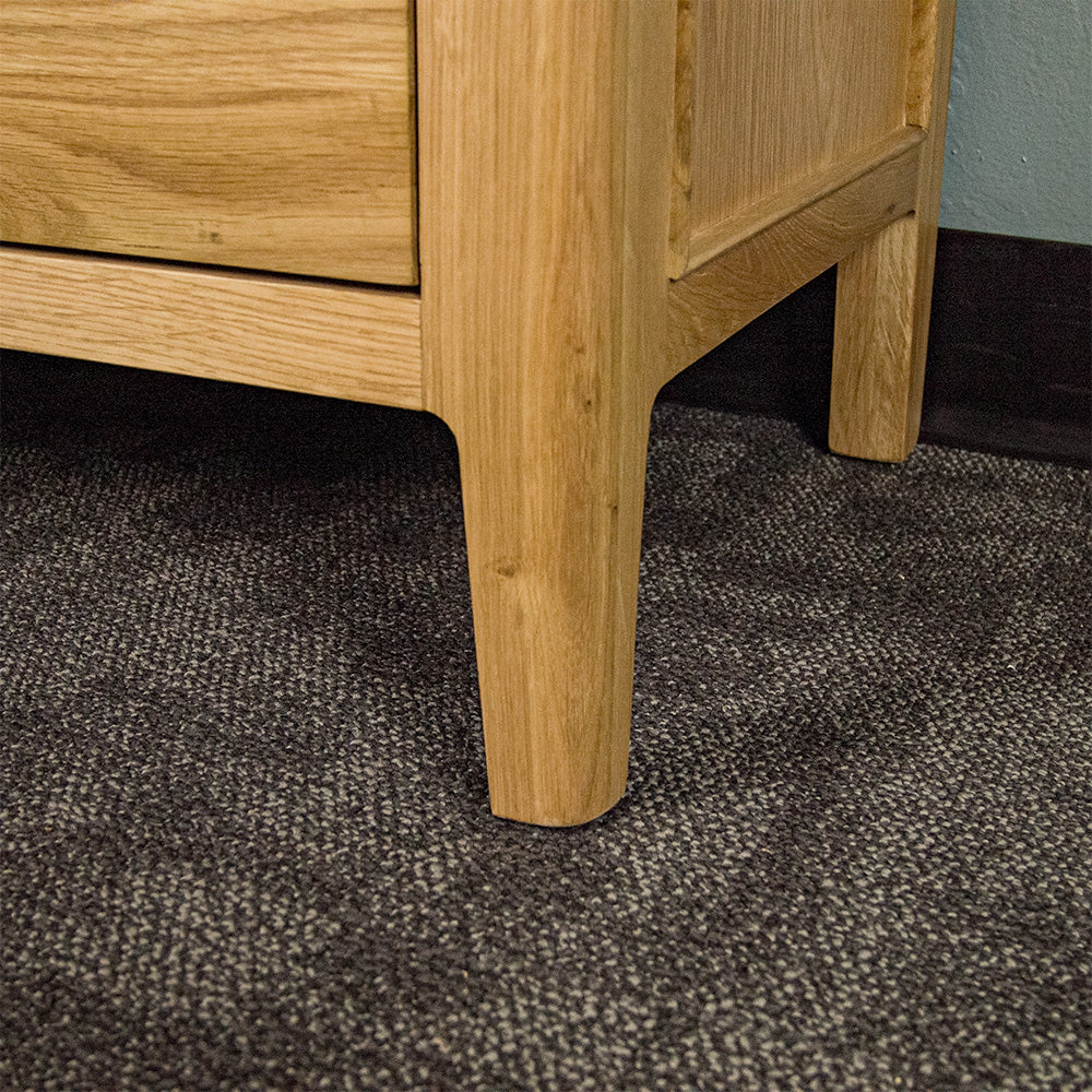Victoria Oak 6 Drawer Lowboy