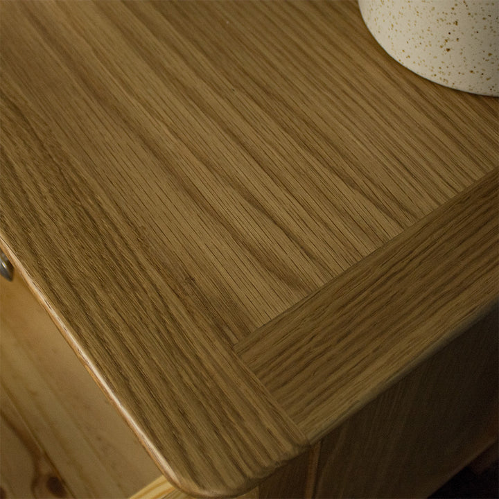 Victoria Oak Bedside Cabinet (L)