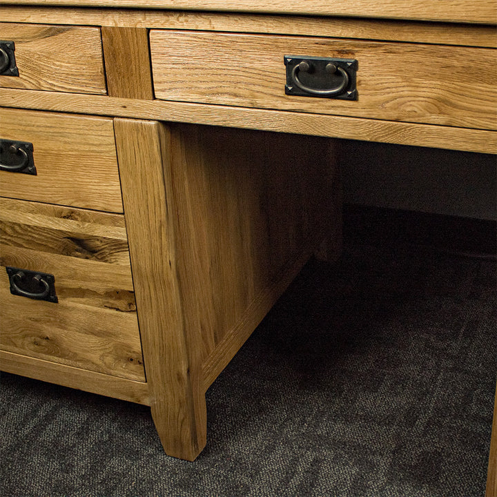Vienna 7 Drawer Oak Executive Desk