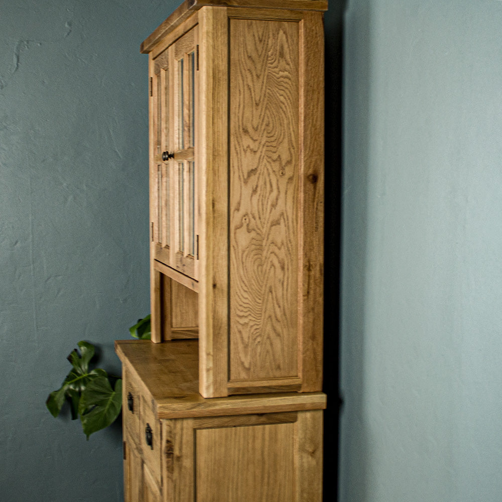 Yes Oak Sideboard and Hutch