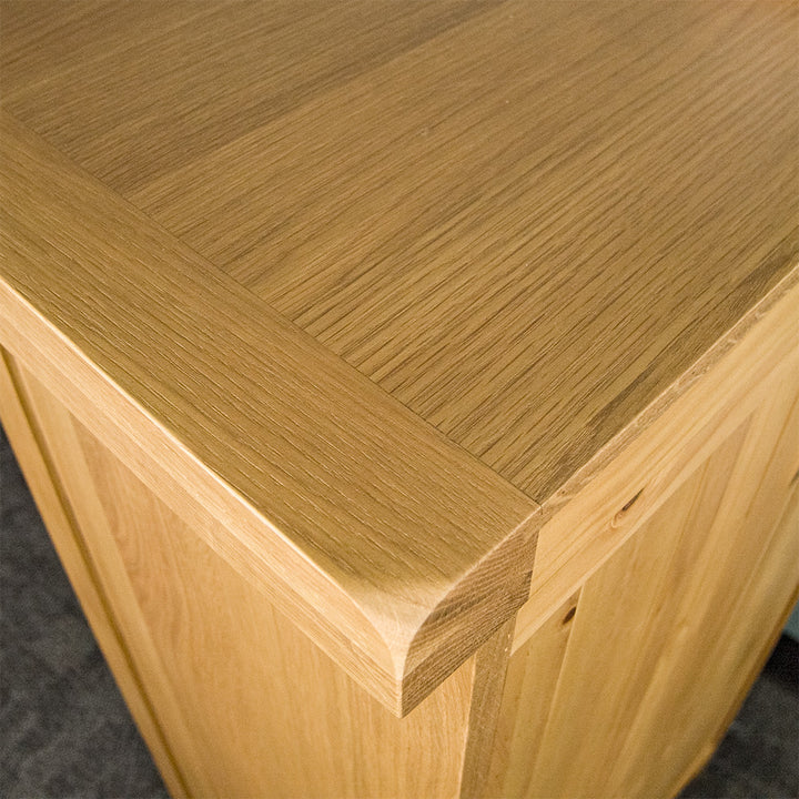 Queensland Narrow Chest