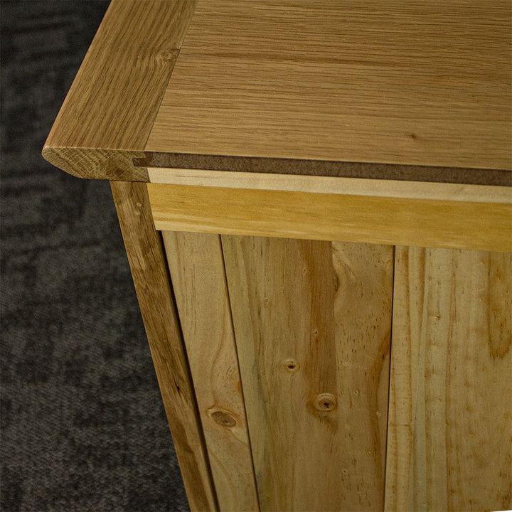 Victoria Oak Bedside Cabinet (L)