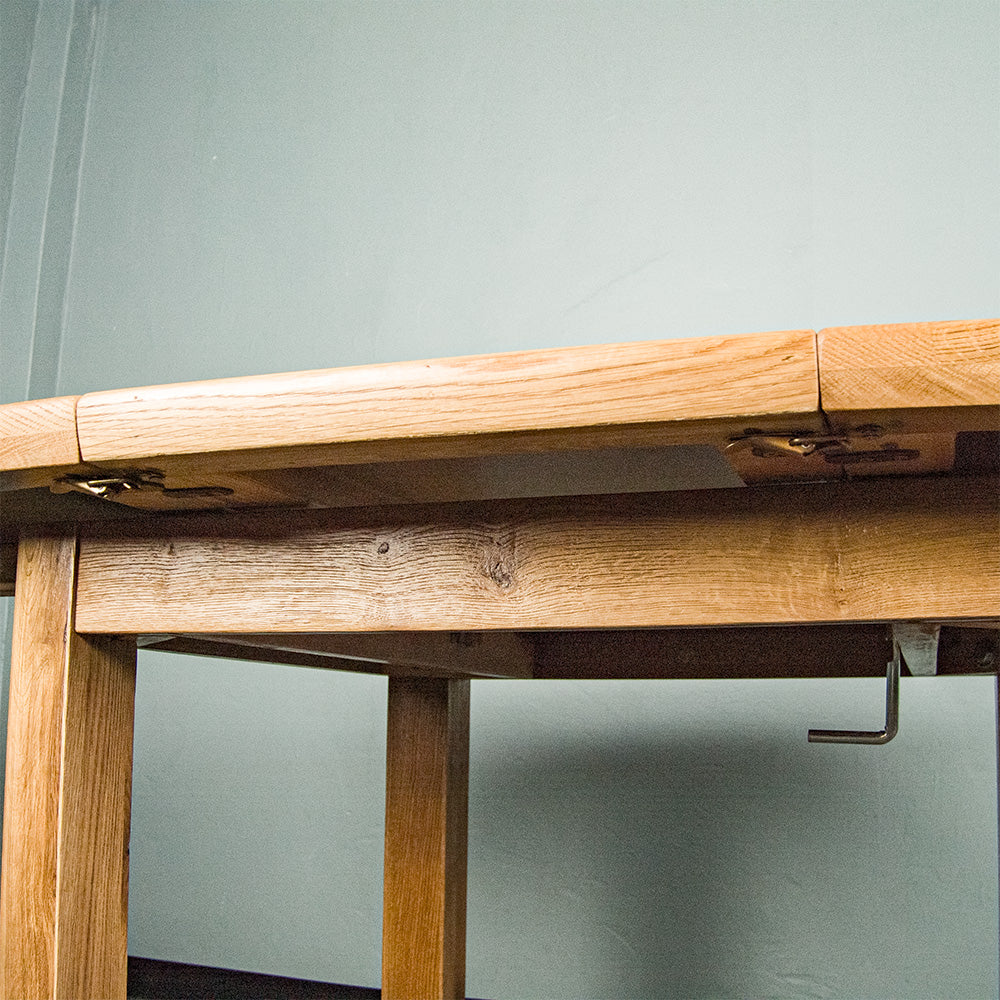 Dakota Round Oak Extending Table
