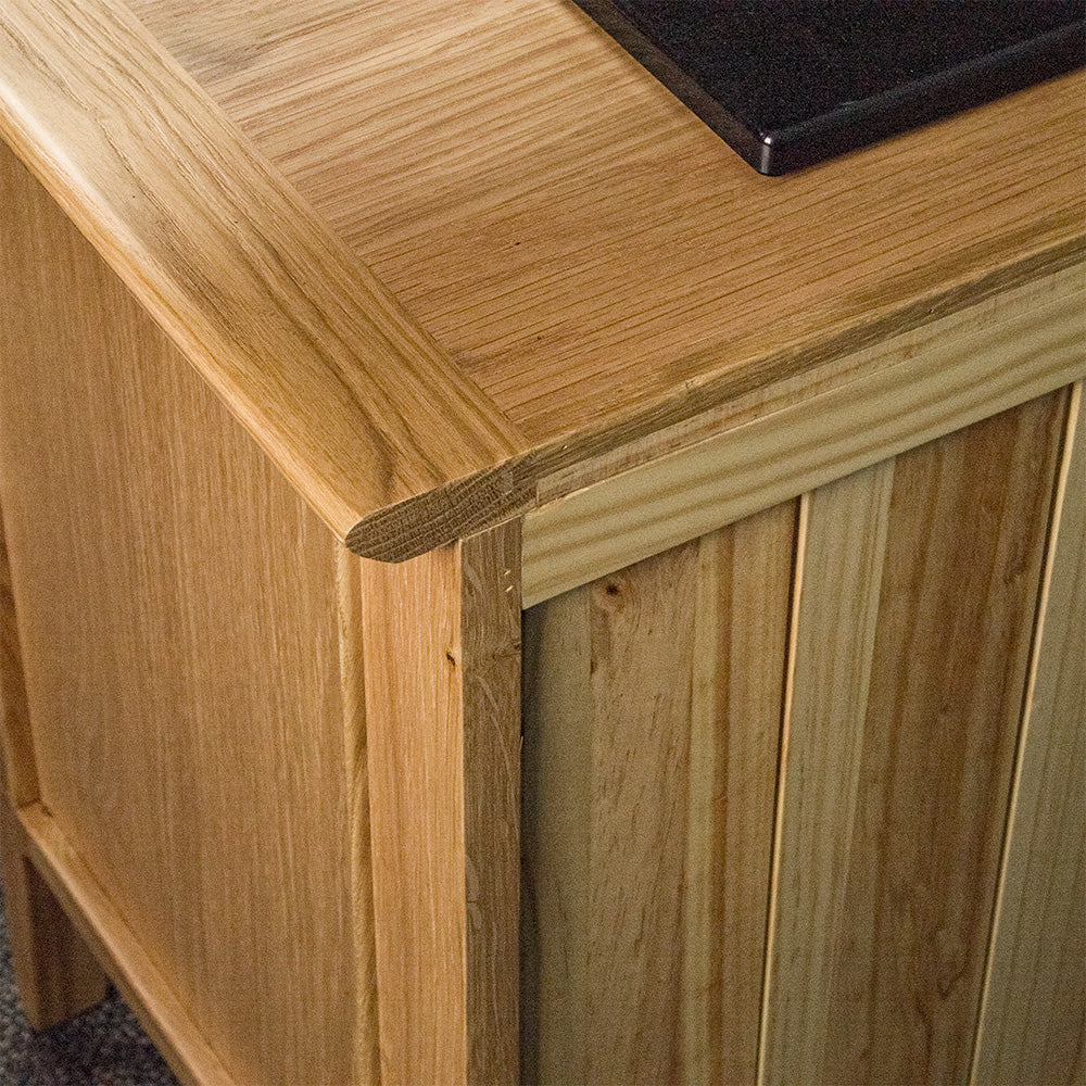 Victoria Compact Oak TV Cabinet