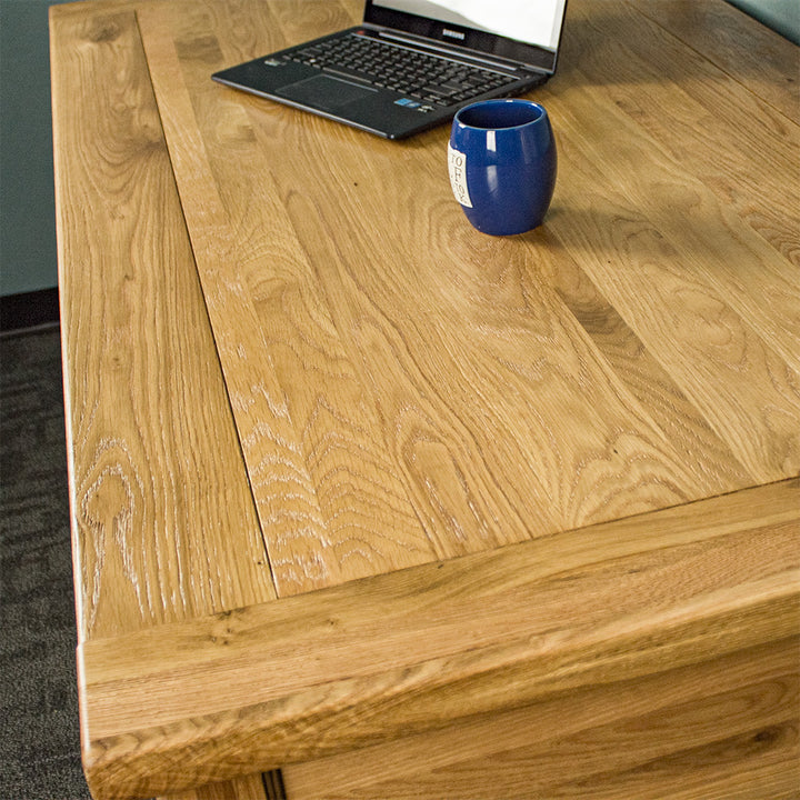 Vienna 7 Drawer Oak Executive Desk